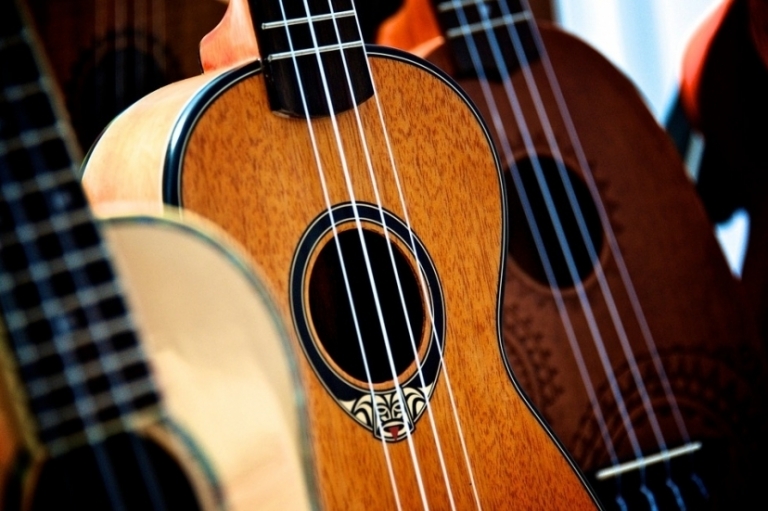 How to Tune a Ukulele Roadie Music Blog