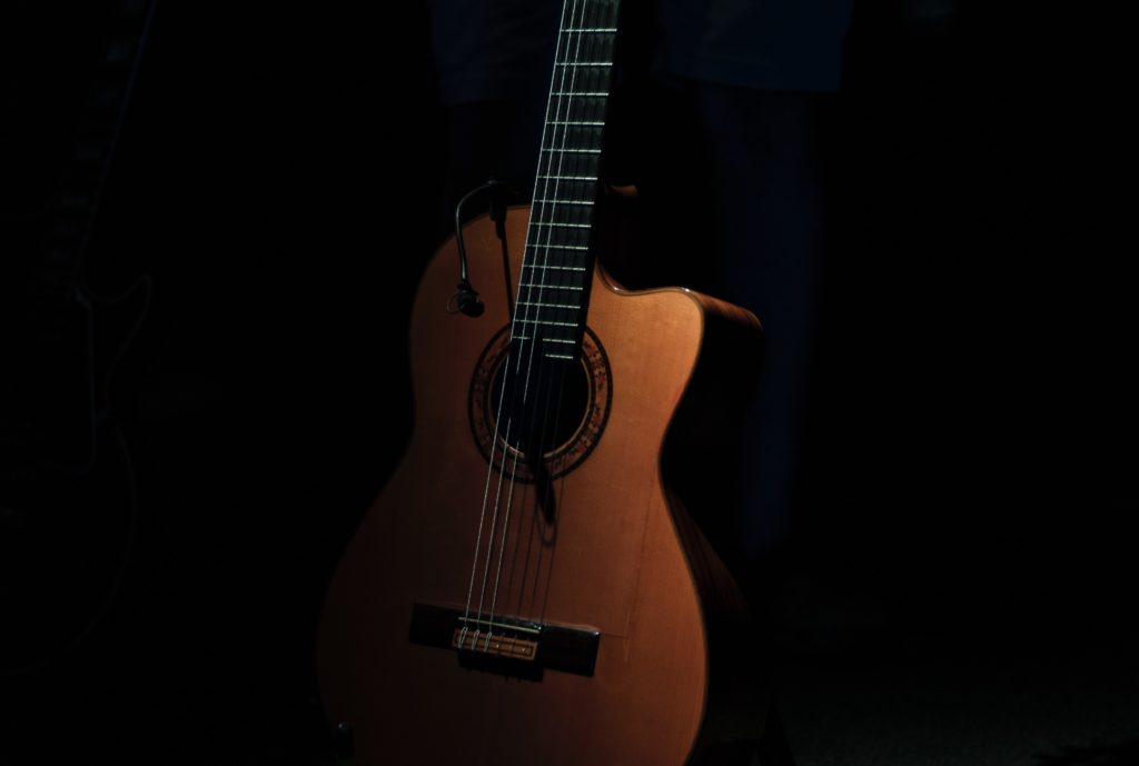 A Quick Guide to Acoustic Guitar Shapes Here’s What You Need to Know